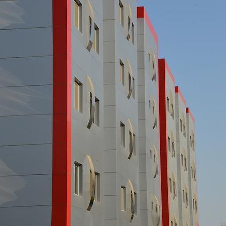 Silver City 2 Business Hotel Apartments Джеда Екстериор снимка