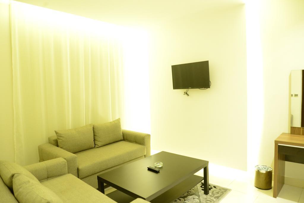 Silver City 2 Business Hotel Apartments Джеда Екстериор снимка