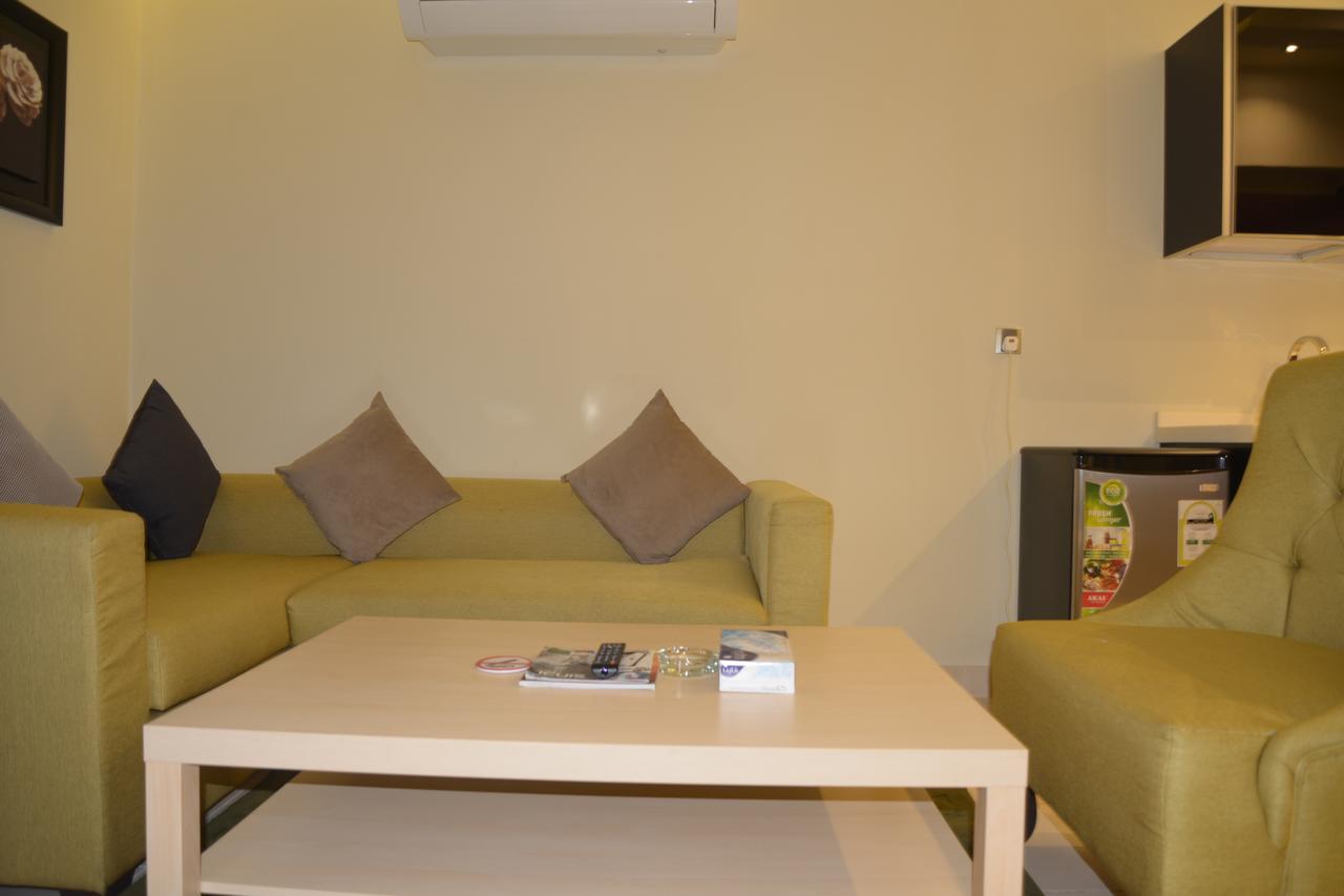 Silver City 2 Business Hotel Apartments Джеда Екстериор снимка